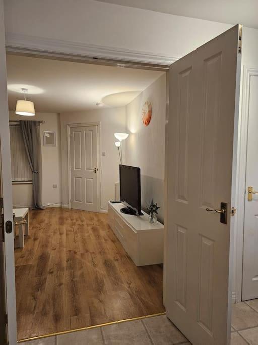 The Park View, 2 Bedroom House เคิร์กคาลดี ภายนอก รูปภาพ