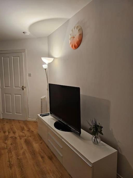 The Park View, 2 Bedroom House เคิร์กคาลดี ภายนอก รูปภาพ