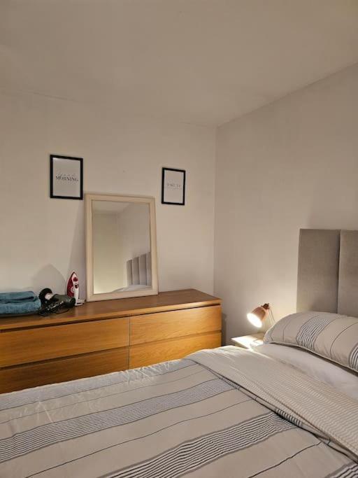 The Park View, 2 Bedroom House เคิร์กคาลดี ภายนอก รูปภาพ