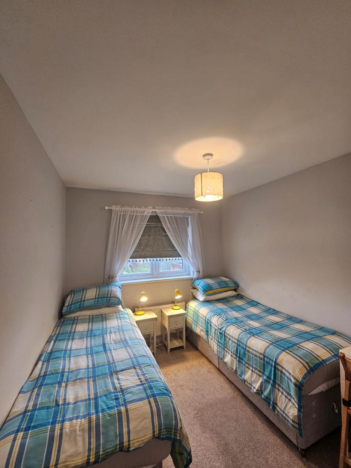 The Park View, 2 Bedroom House เคิร์กคาลดี ภายนอก รูปภาพ