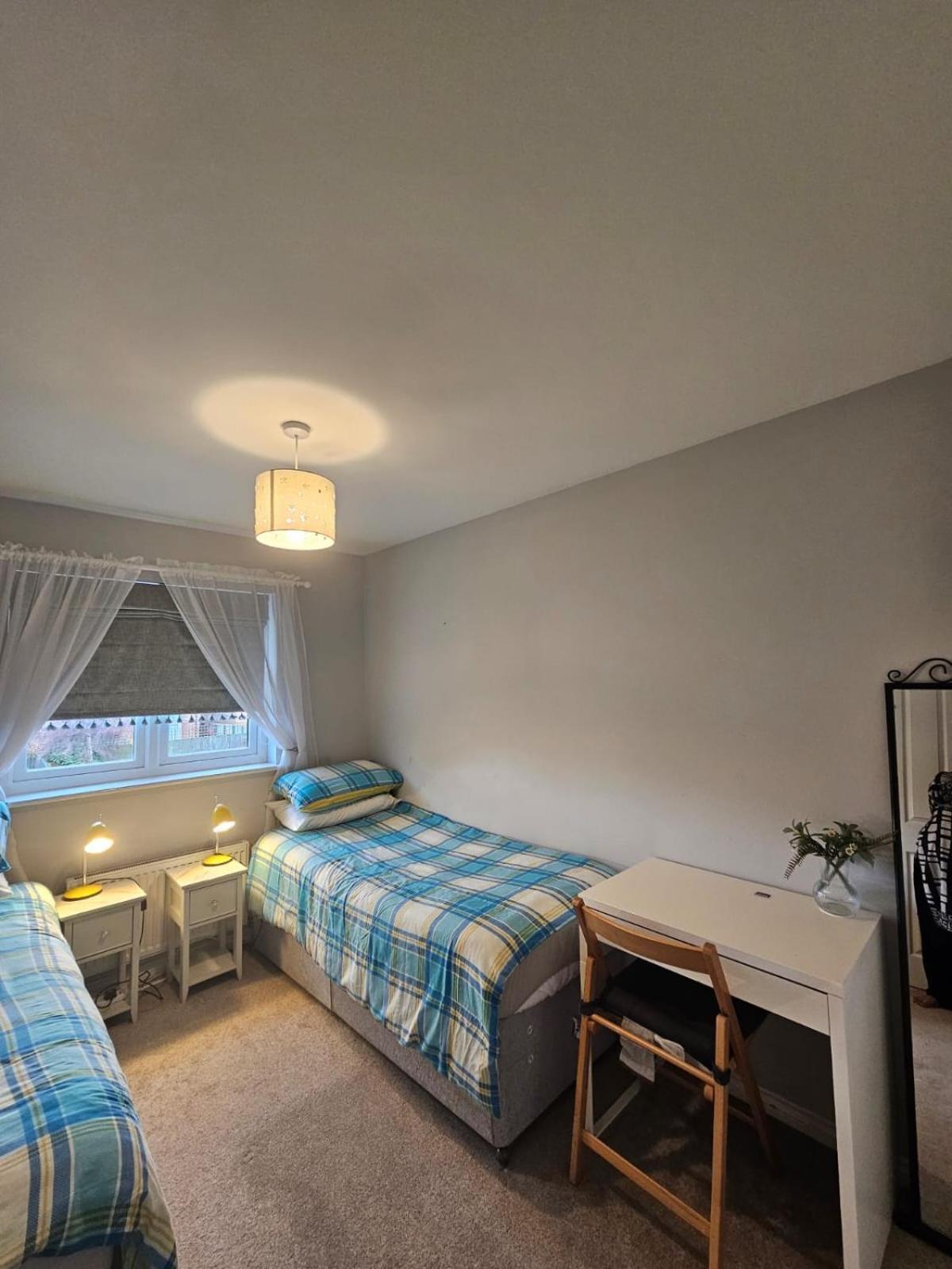 The Park View, 2 Bedroom House เคิร์กคาลดี ภายนอก รูปภาพ
